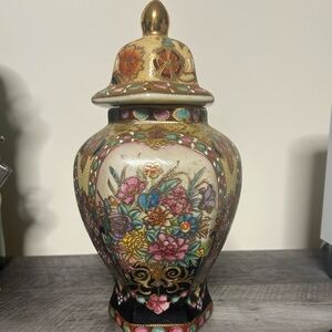 Vintage Chinese Hexagon Shape Ginger Jar